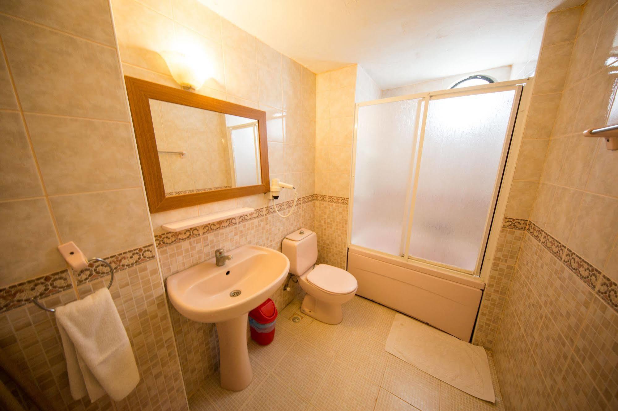 Tuntas Altinkum Aparthotel Didim