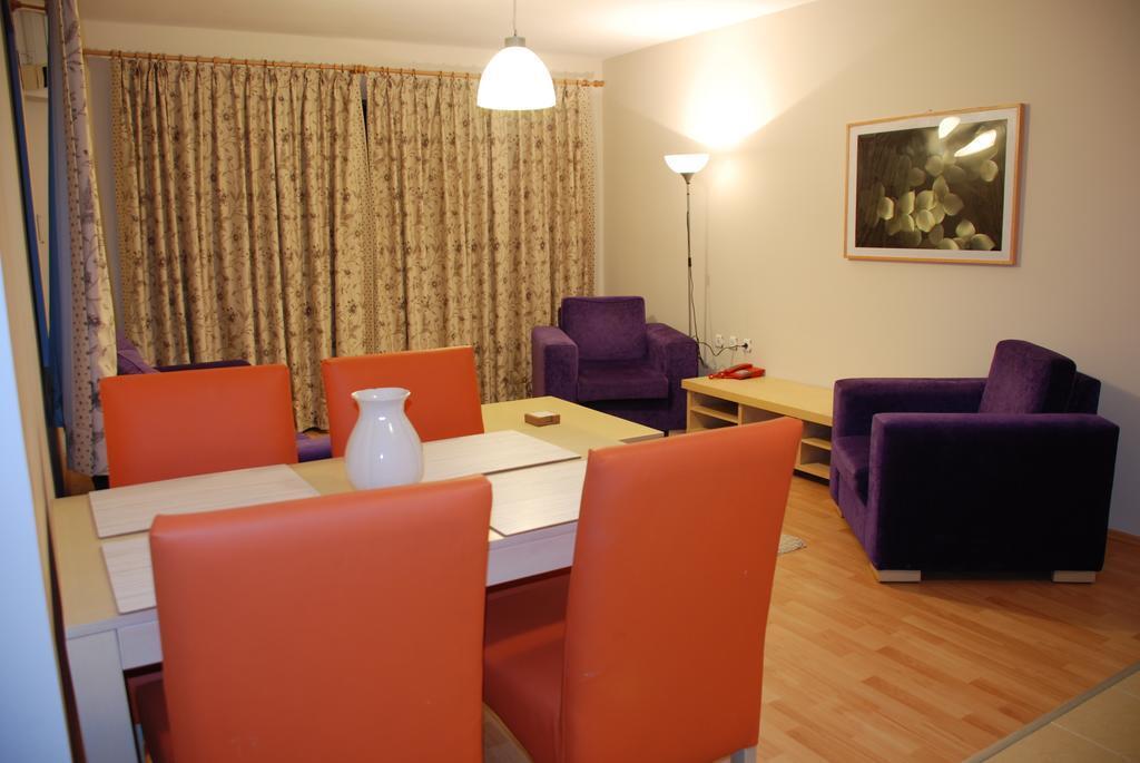 Tuntas Altinkum Aparthotel Didim